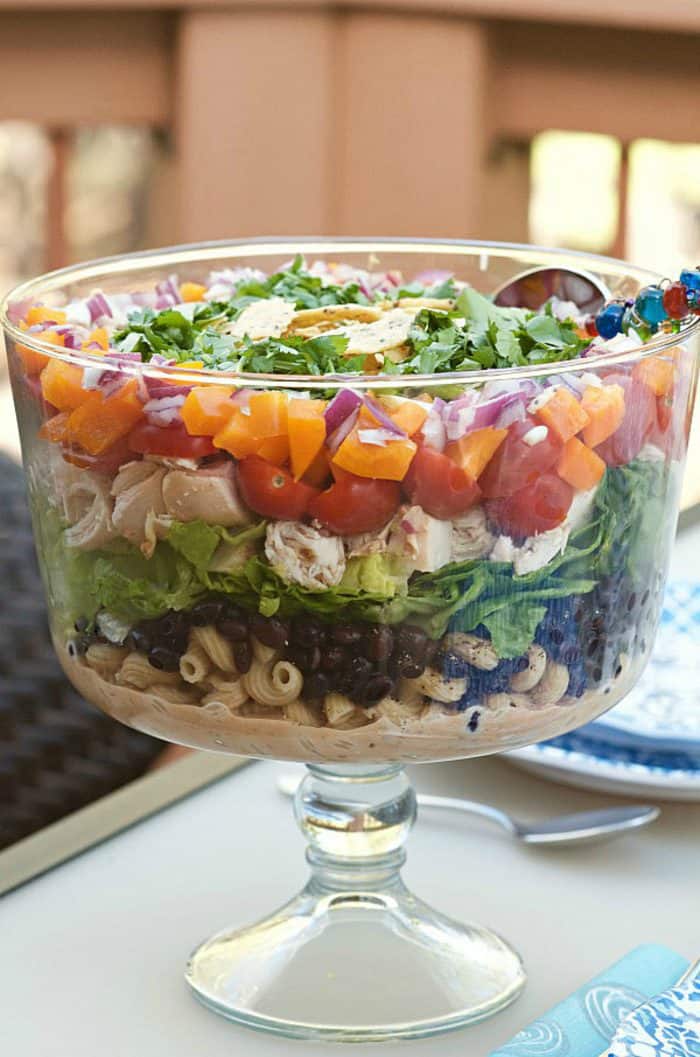 a parfait bowl of chicken pasta salad