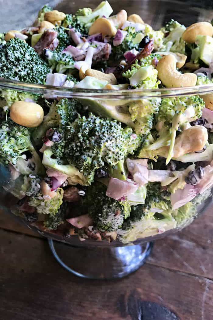 broccoli bacon cashew salad recipe