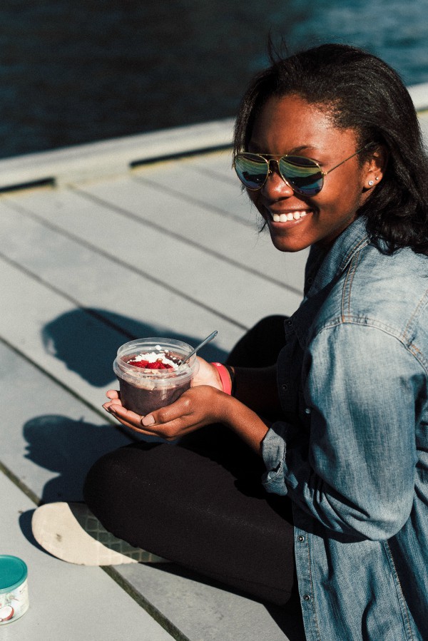 Chocolate Banana Berry Smoothie Bowl Recipe