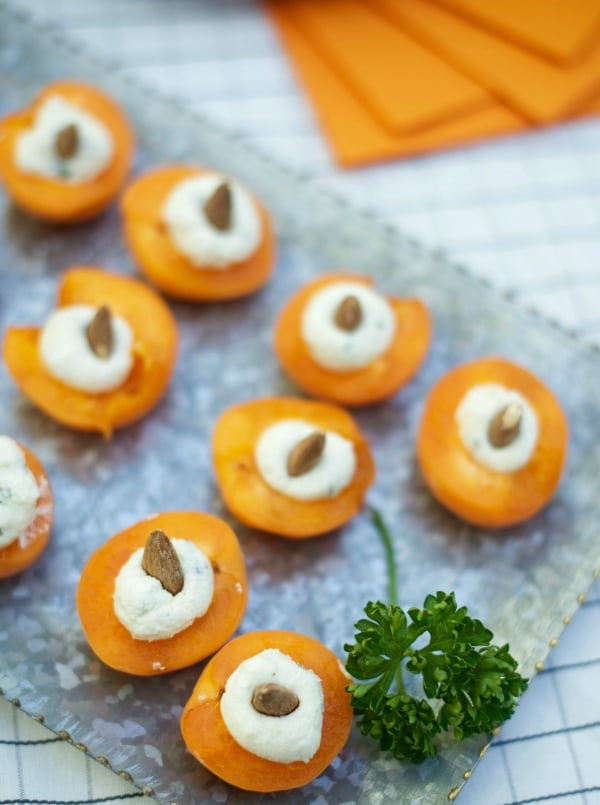 Summer Apricot Goat Cheese Appetizer