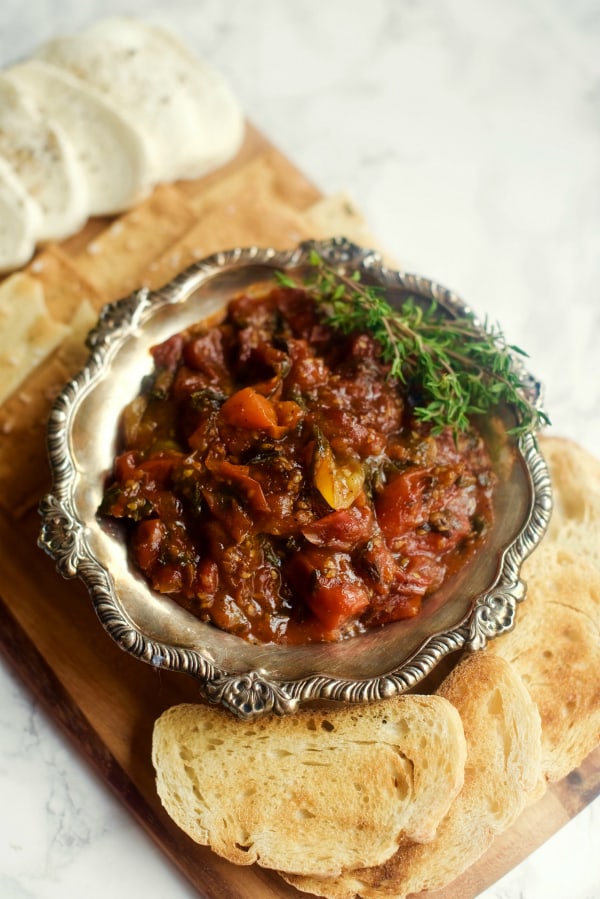 Sweet and Spicy Tomato Basil Spread