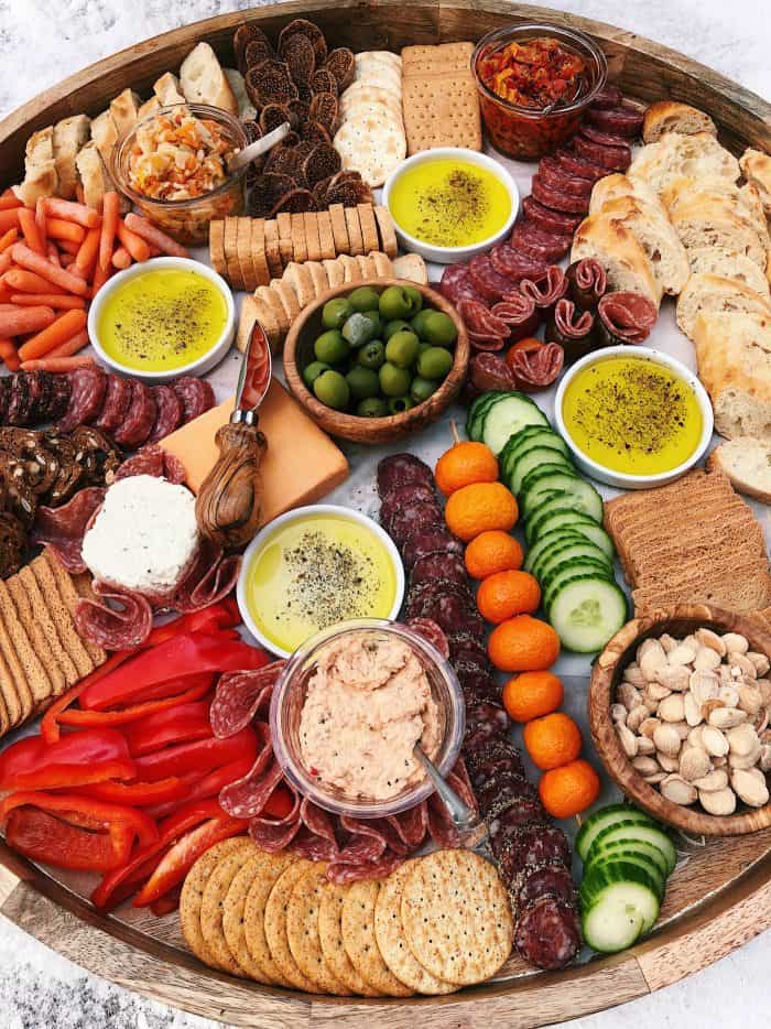 How To Make a Perfect Charcuterie Board