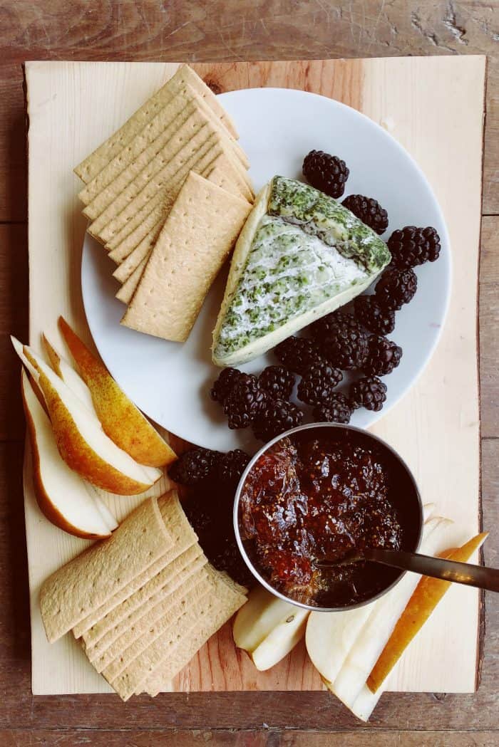 Easy Cheese Pear Fig Spread Appetizer