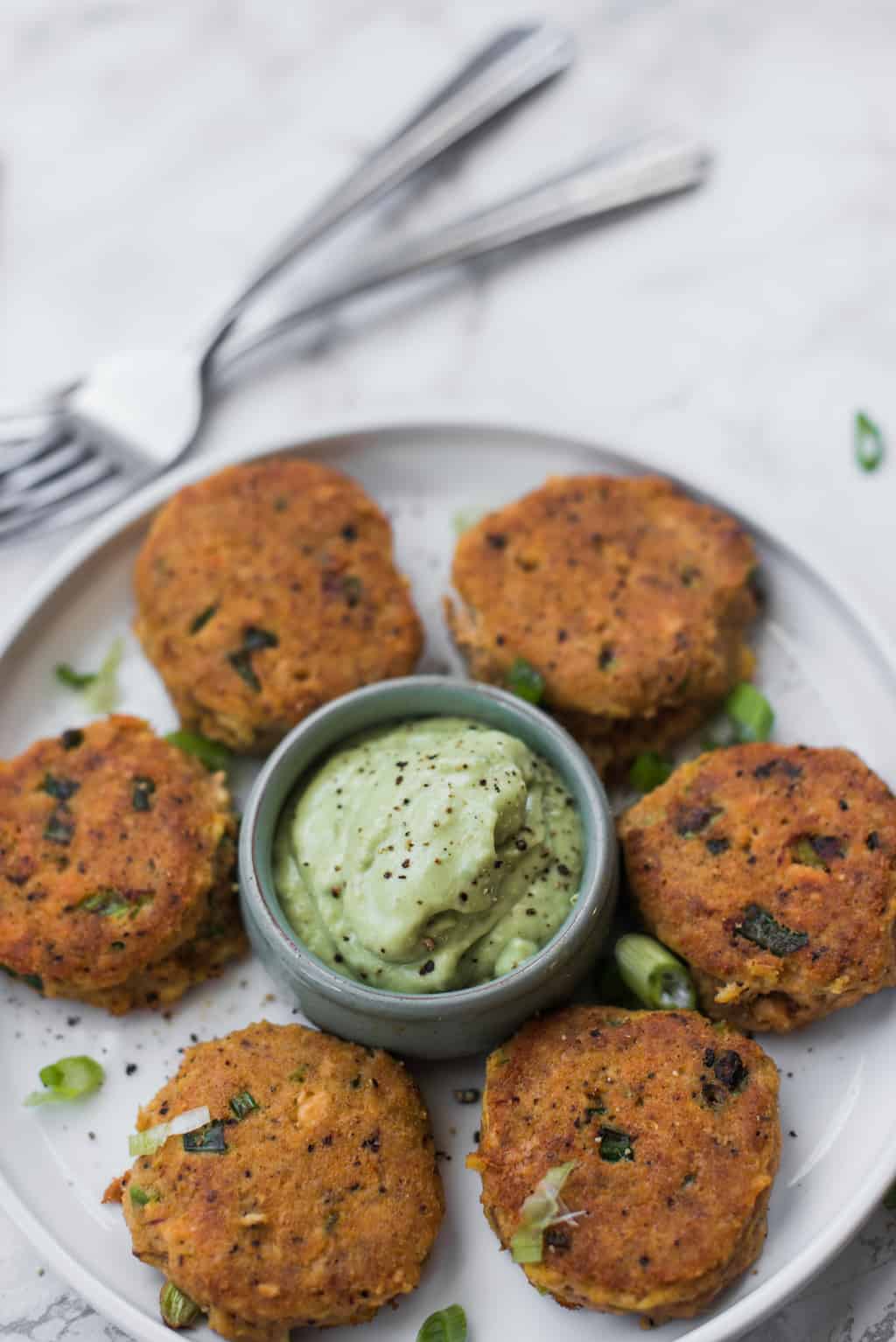 How to Make Salmon Cakes Recipe - Reluctant Entertainer