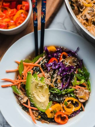 bowl of veggie ramen noodles