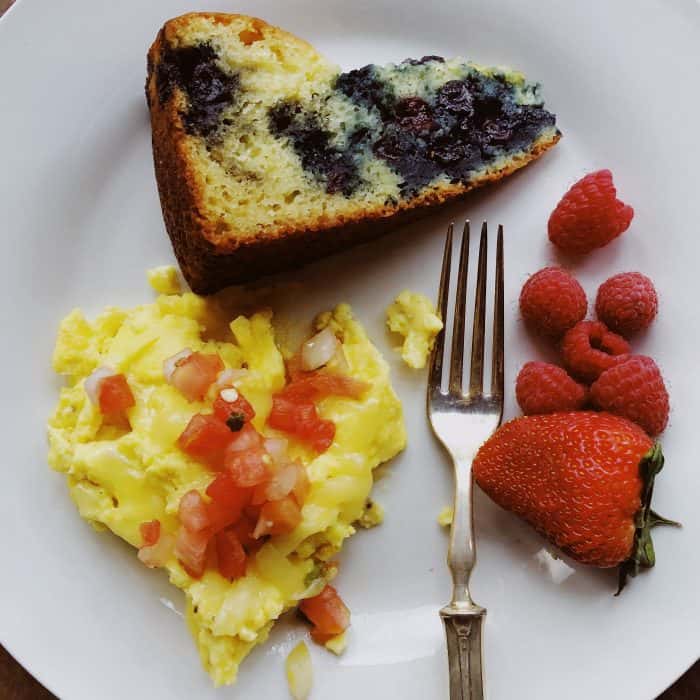 Easy Blueberry Yogurt Morning Cake Recipe