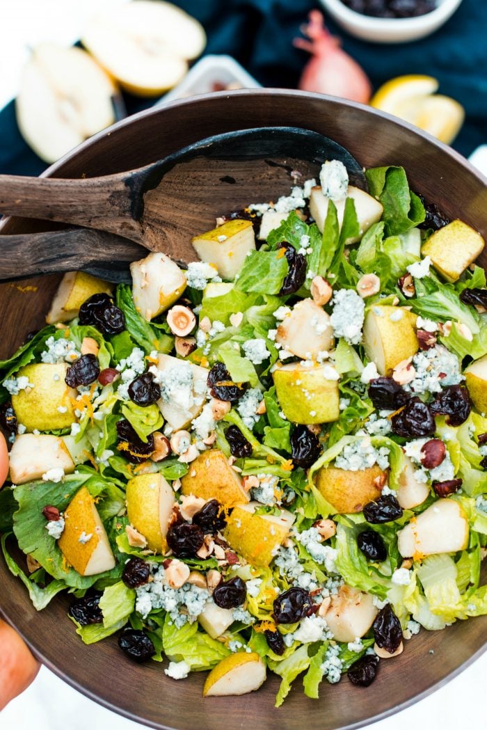 Pear Romaine Salad with Blue Cheese