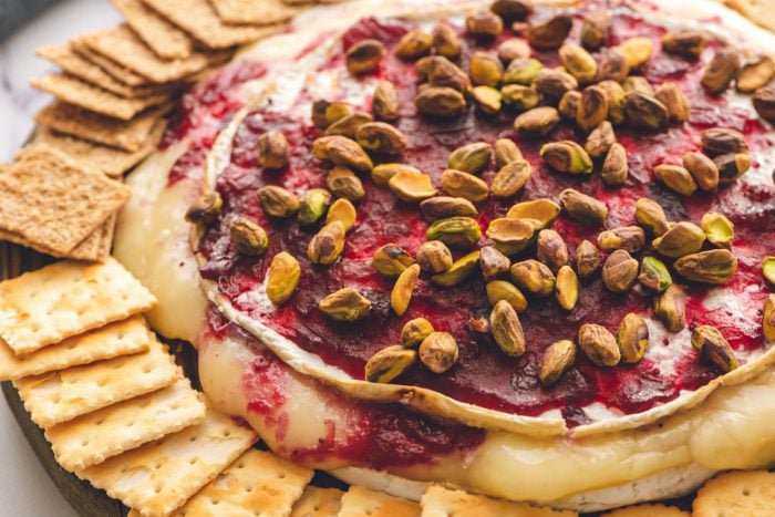 Easy Cranberry Pistachio Brie Appetizer