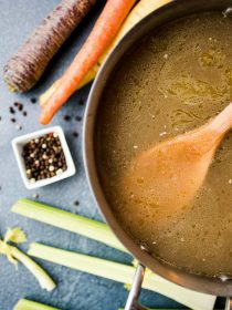 How to Make Instant Pot Chicken Stock