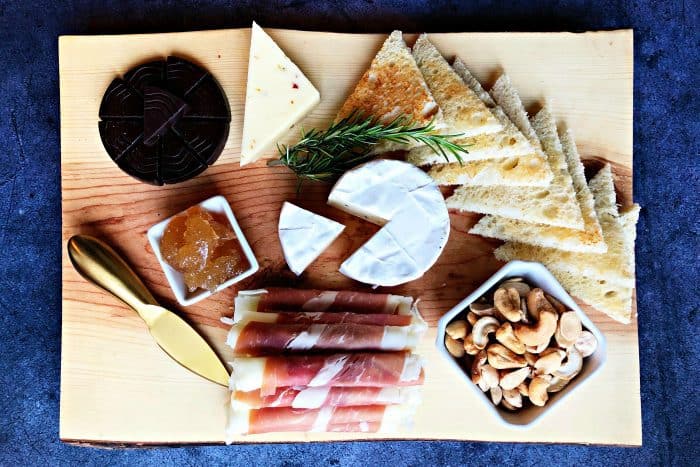 Easy Cozy Minimalist Charcuterie Board