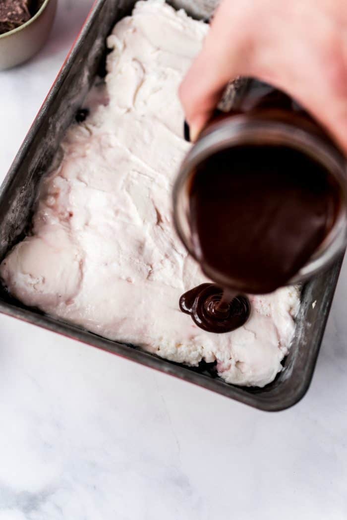 Frozen Peppermint Ice Cream Dessert - sauce