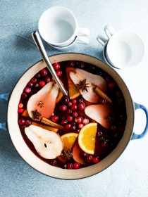 Holiday Pear Mulled Wine Recipe