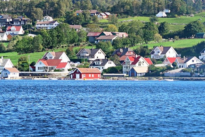 Homelands Viking Cruise Excursions Norway - houses