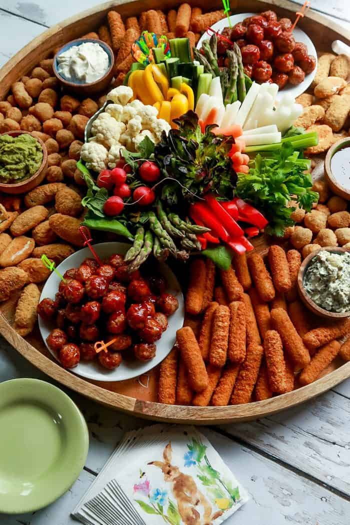 Epic Easter Entertaining Snack Board
