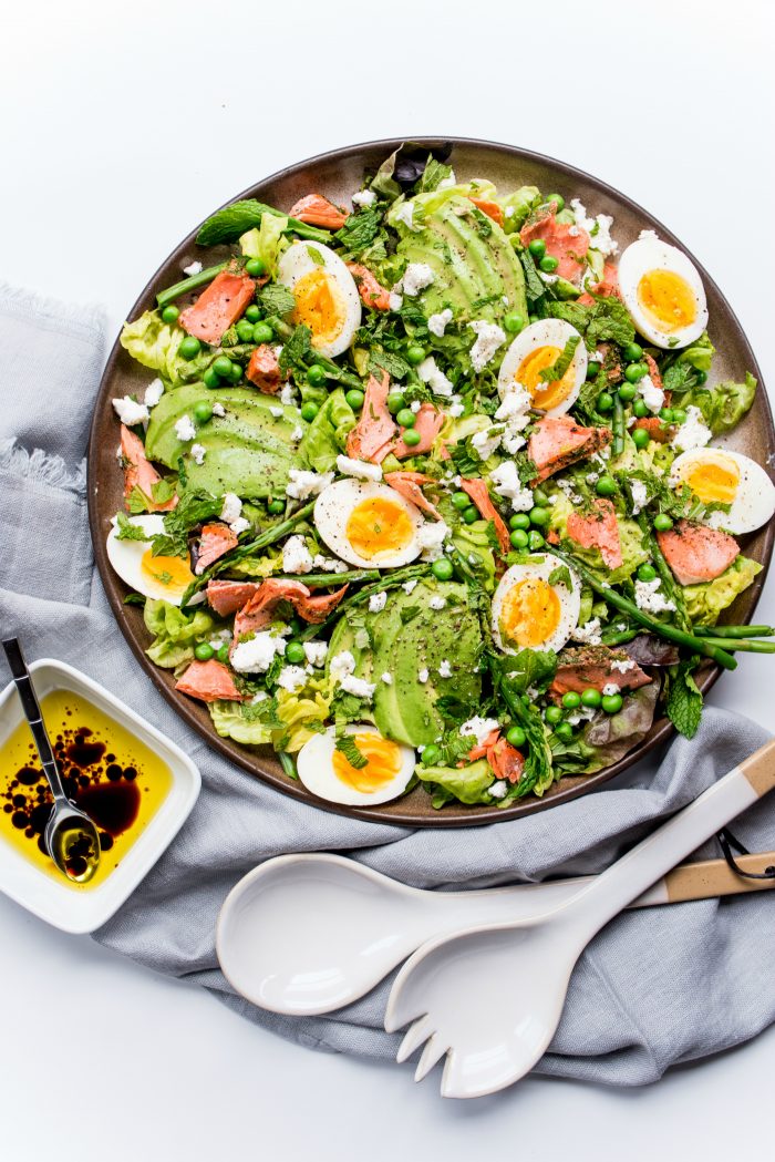 Butter Leaf Salmon Salad with Peas and Eggs #salmonsalad #butterleafsalmonsalad