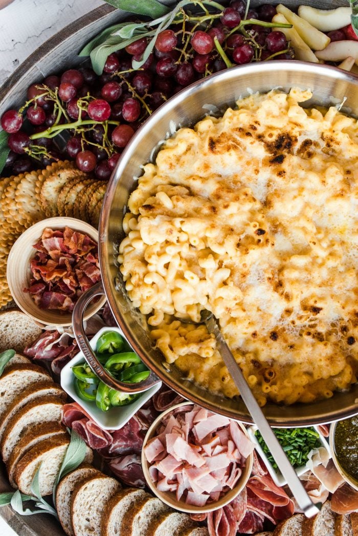 THE BEST Macaroni and Cheese Dinner Board