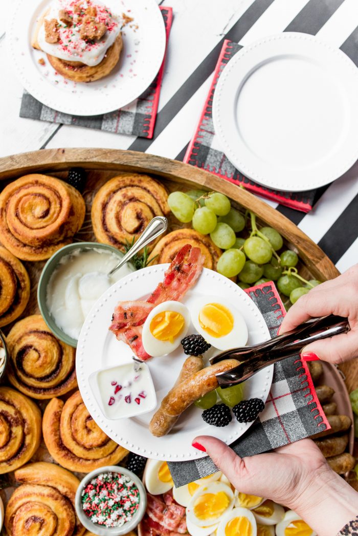 BEST Christmas Cinnamon Roll Board