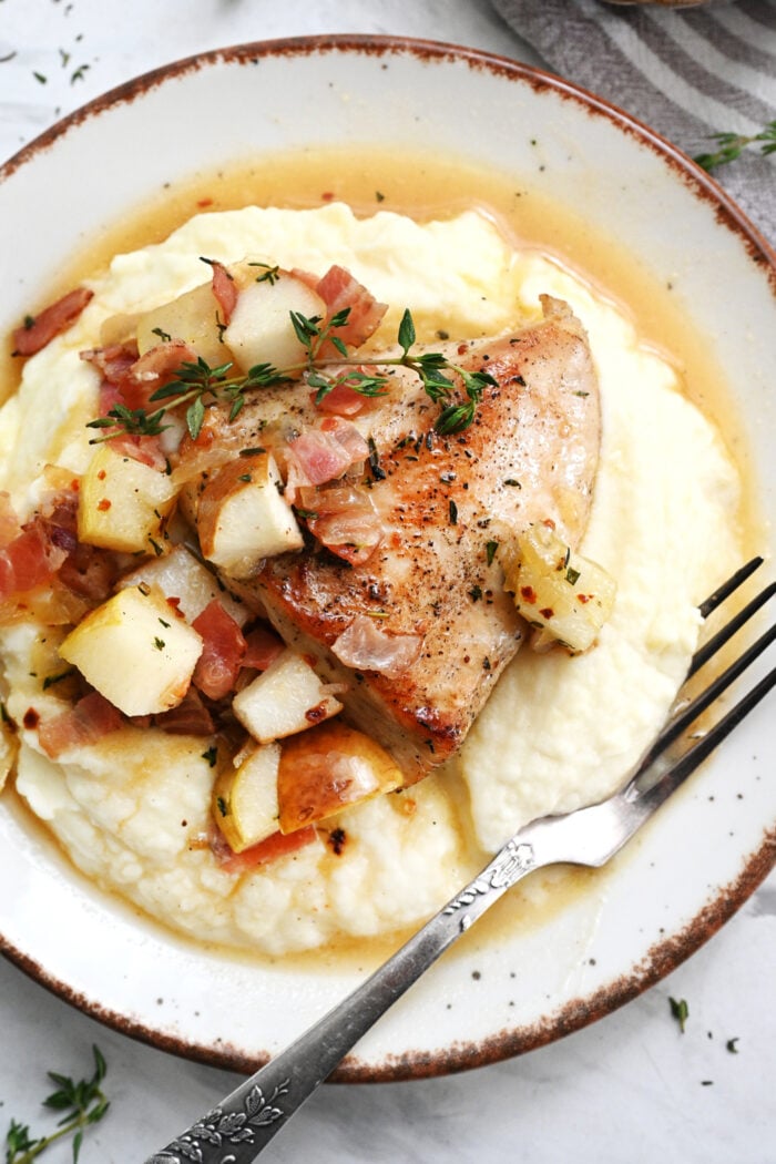 chicken on mashed potatoes