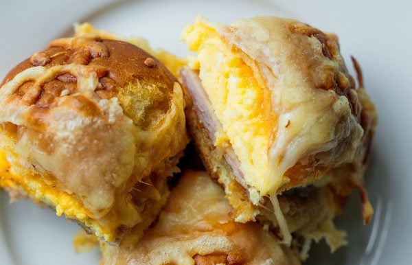 3 cheesy breakfast egg sliders