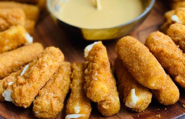 mozzarella cheese sticks