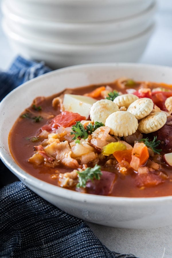 Easy Manhattan Clam Chowder Recipe - Dinner, then Dessert