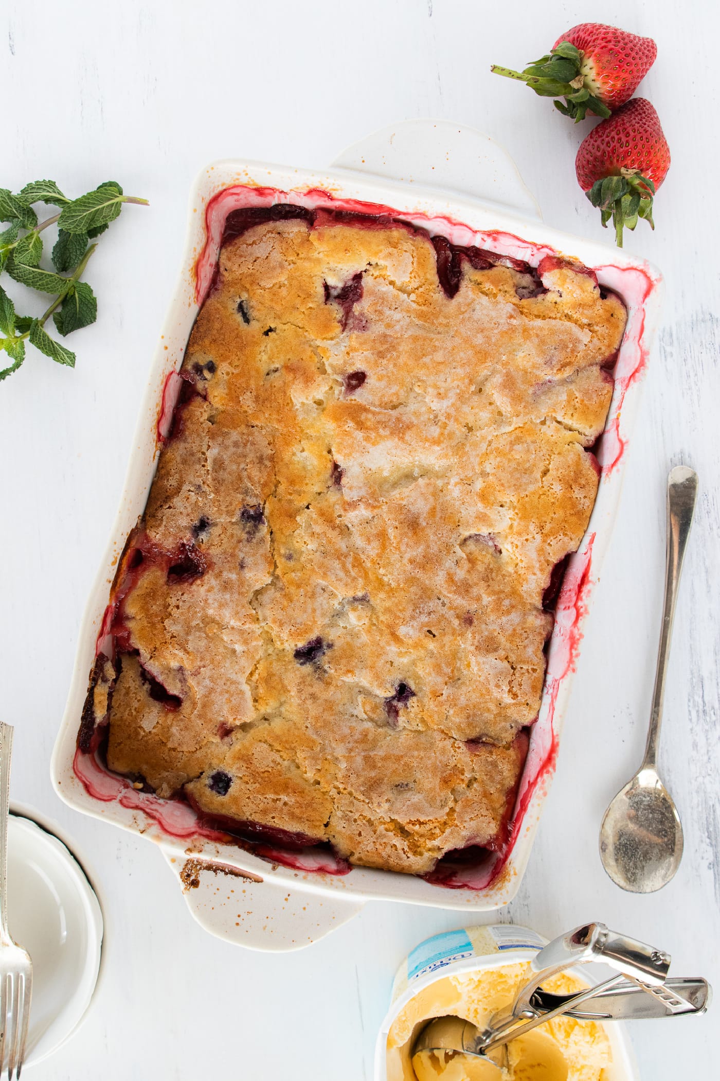 Best Strawberry Cobbler Recipe - Reluctant Entertainer