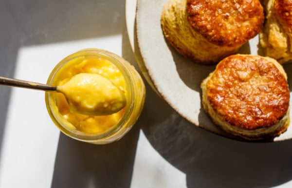 spoonful of Lemon Curd with biscuits