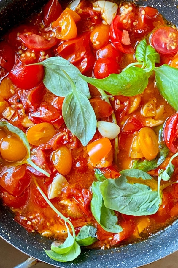 making fresh pasta sauce