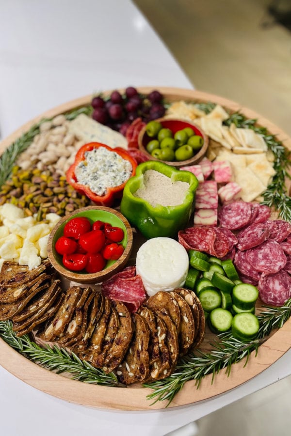 How to make a Christmas Charcuterie Board