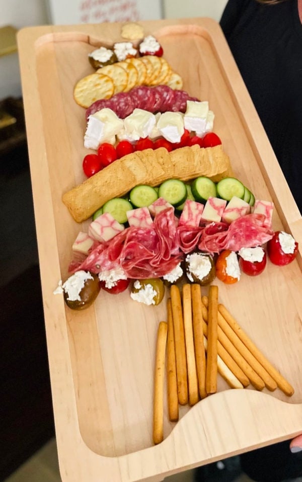 Christmas Charcuterie Tree Board appetizer