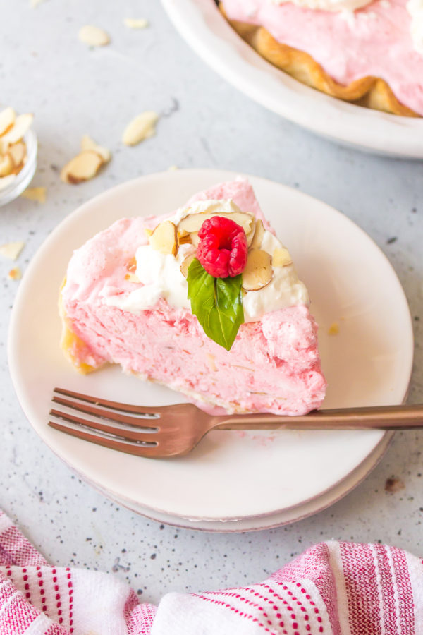 a serving of Oregon Raspberry Cloud Pie