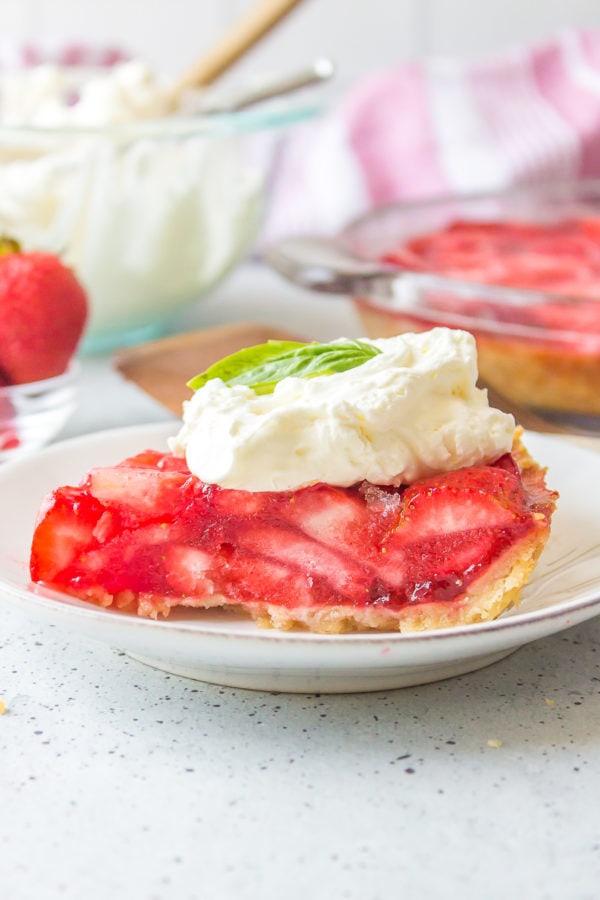 Easy Press Strawberry Pie with cream