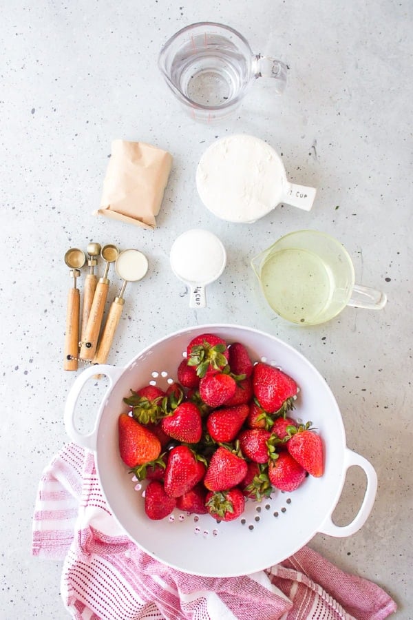 ingredients for Easy Press Strawberry Pie