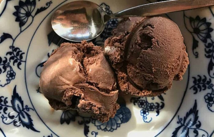 chocolate ice cream