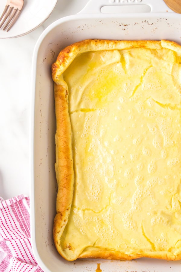 baking a Greek Yogurt Dutch Baby