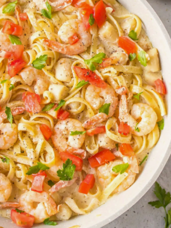 easy Seafood Alfredo with pasta