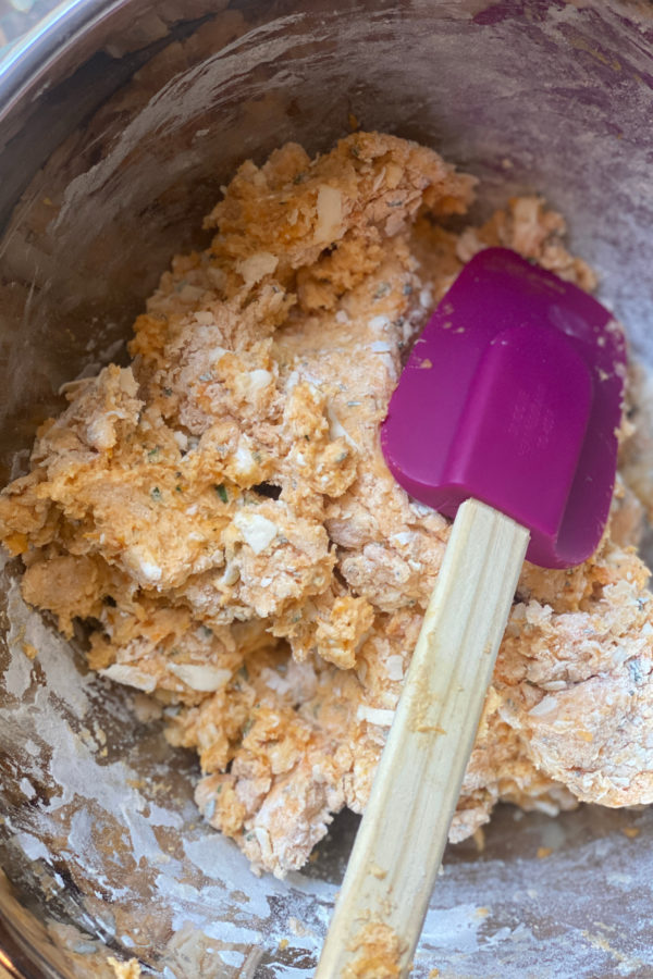 rosemary biscuit dough