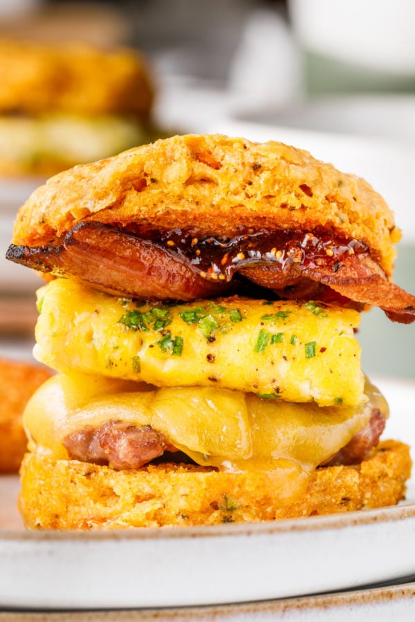 breakfast sandwich