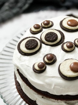 Spooky Oreo Halloween Cake