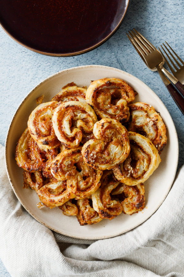 round plate of Puff Pastry Palmiers with Fig