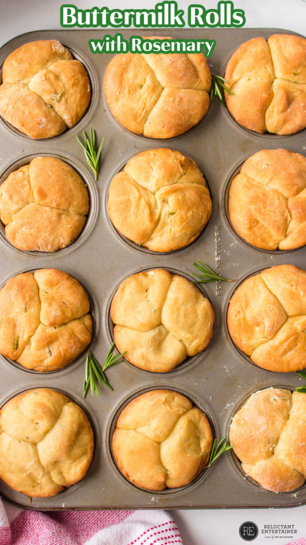 dinner rolls with rosemary