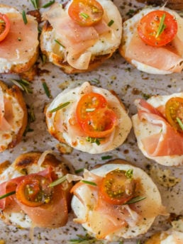 pan of burrata crostini