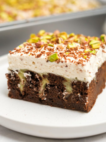 Poke Bailey’s Irish Cream Cake 