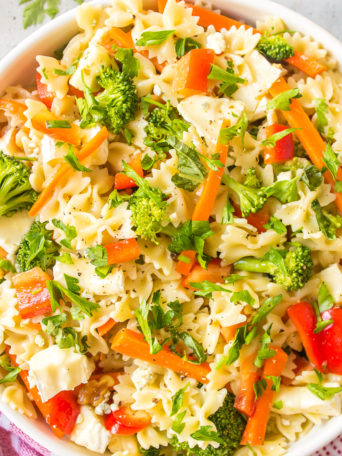 pasta salad with broccoli