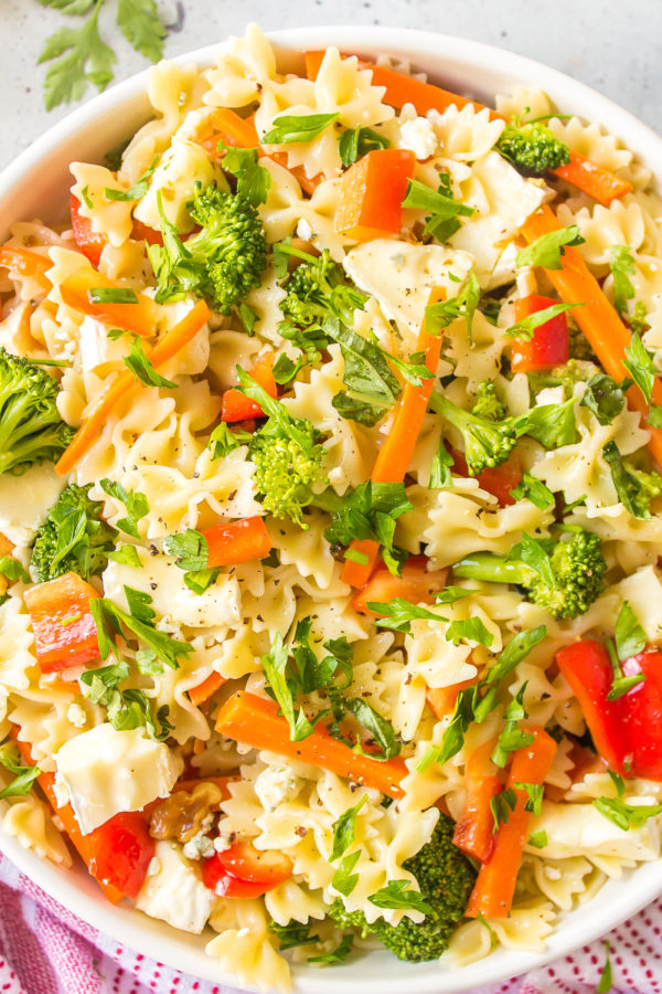 pasta salad with broccoli