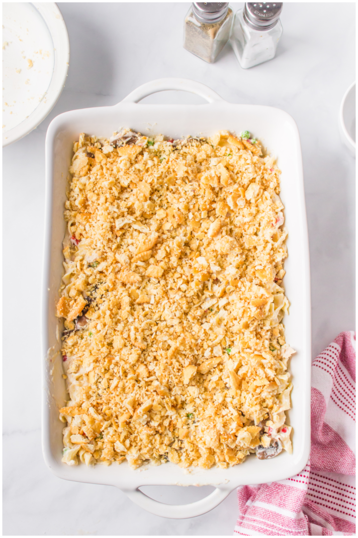 Old-Fashioned Tuna Noodle Casserole - Reluctant Entertainer