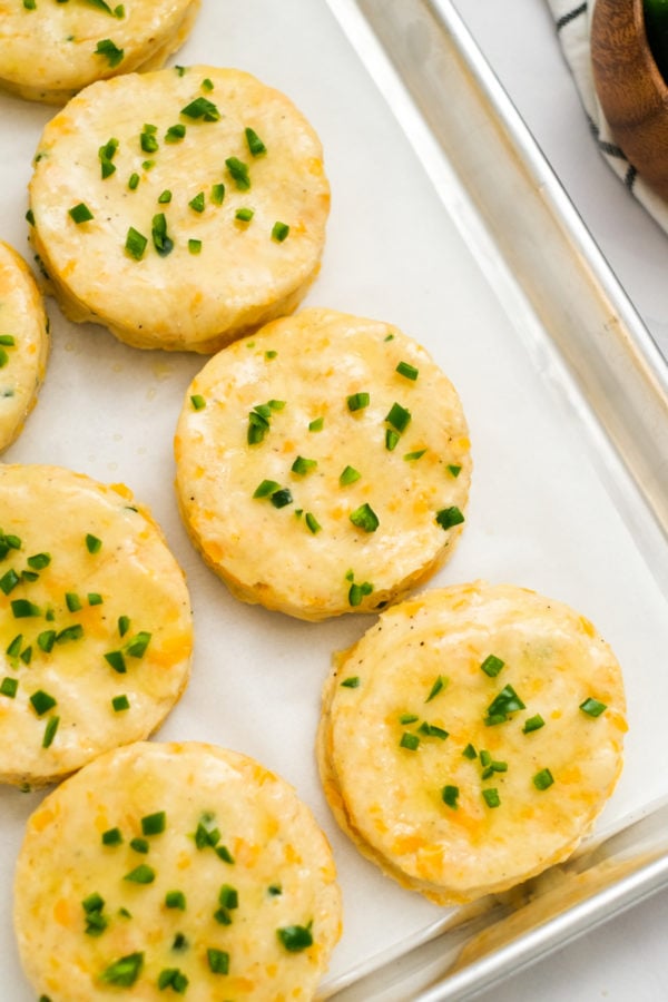 unbaked pan biscuits