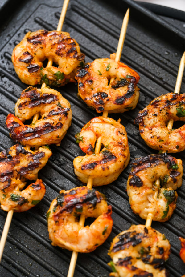 grilling shrimp skewers