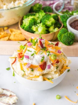 mashed potatoes with toppings