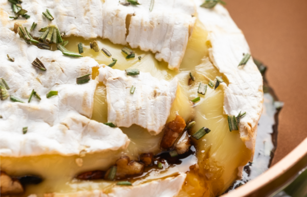 goeey brie with fresh thyme